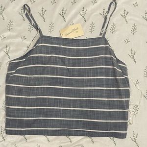 Universal Threads Crop Tank - NWT